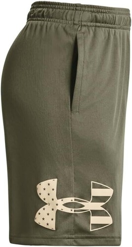 Big Boys Under Armour Prototype 2.0 Shorts, Green, 1372622, XLARGE Free Ship