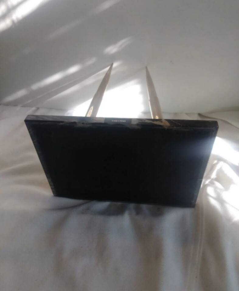 Picture 4 of 12