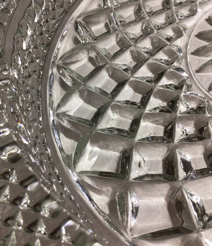 Anchor Hocking Wexford Ashtray Criss Cross Pattern Clear Glass 8 1/2 Inch Vtg - Picture 10 of 17