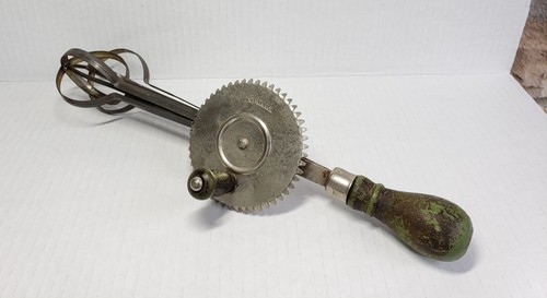 Vtg  Antique Androck Hand Held Egg Beater Manual Kitchen Mixer - Picture 1 of 3