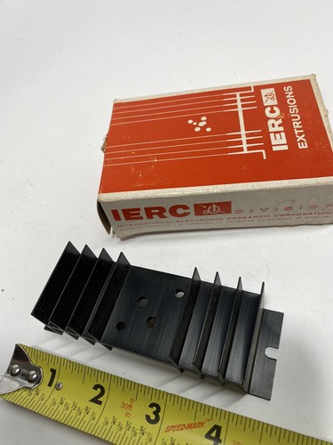 Disipador de calor E1003-0300B IERC/CTS tipo E1 - Imagen 1 de 6