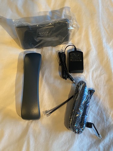 NEW CISCO SPA303-G1 3 LINES IP OFFICE PHONE W/ DISPLAY INCLUDES POWER ADAPTER - Afbeelding 10 van 11
