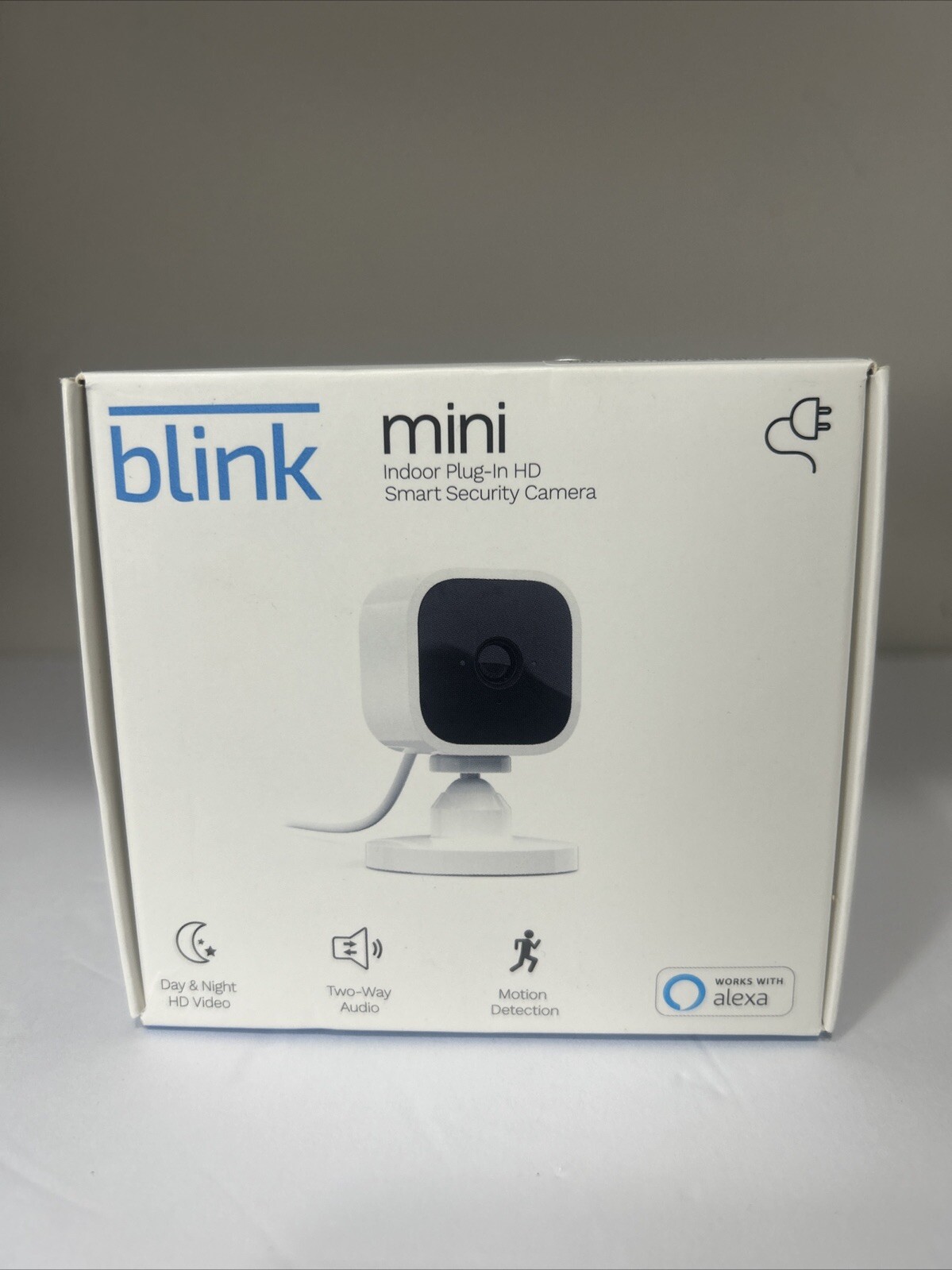 Blink Mini Compact indoor plugin smart security camera 1080p HD White. Sealed.
