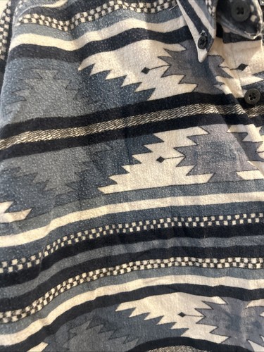 VTG Woolrich Aztec Southwest Button Up Shirt Size XL Made USA Beautiful Blue - Picture 3 of 5