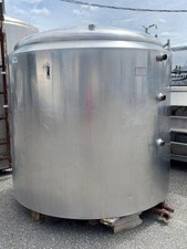 1,200 Gallon Jacketed Tank