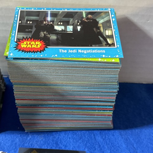 Topps Journey to Star Wars: L'Ascesa di Skywalker 18 set 350+ carte da leggere desc - Foto 6 di 8