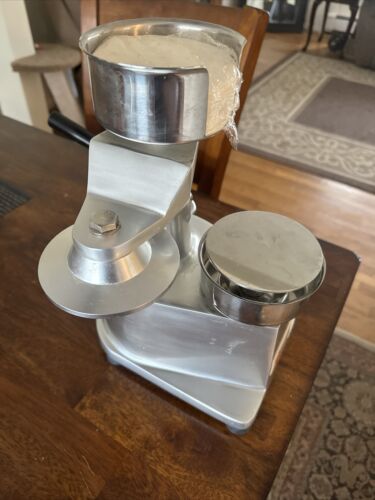 Omcan 4" Commercial Patty Maker Hamburger Press with Mounted Paper Holder - Picture 3 of 9