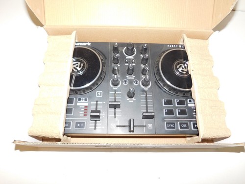SERATO NUMARK PARTY MIX DJ CONTROLLER WITH BUILT-IN LIGHT SHOW (QPR55) - Picture 4 of 10