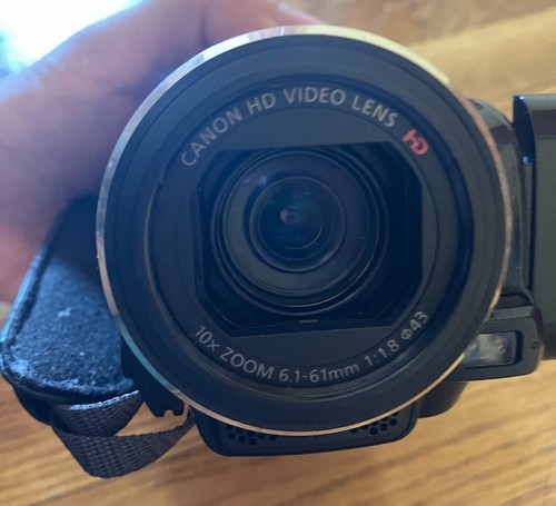 Canon VIXIA HF M40 (16 GB) Flash Media, Hard Drive Camcorder -- TESTED WORKS - Picture 5 of 5