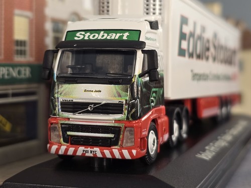 Model Eddie Stobart Volvo FH Lorry Refrigerated Trailer model 1:76 OO H4663 2011