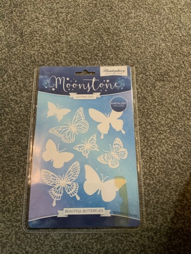Hunkydory Moonstone - Cutting Dies - beautiful butterfly’s