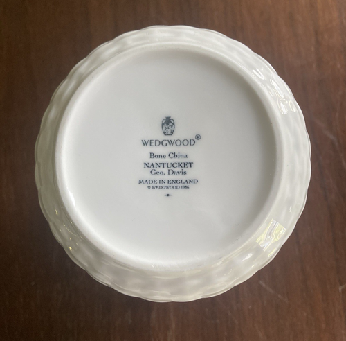 Wedgwood Nantucket Small Canister 5.5" Basketweave Bone China Geo Davis No Lid - Picture 6 of 9