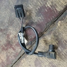 01 02 03 GSXR 600 / 750  SPEED SENSOR - SPEEDOMETER SENSOR