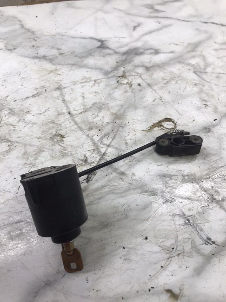 VisualStudio2005ProfessionalEdition 新品 05 Harley Davidson VRSCB V-Rod Ignition Starter Switch with Key | eBay