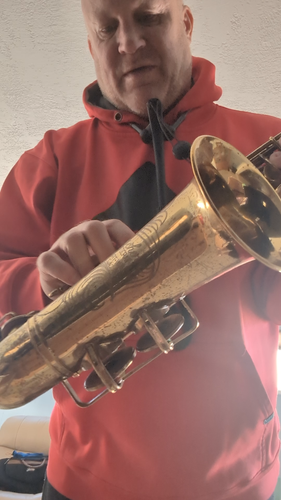 Buescher Aristocrat 140 Alto Saxophone 341686 Orginal Lacquer w/Snaps! - Video 1 of 1