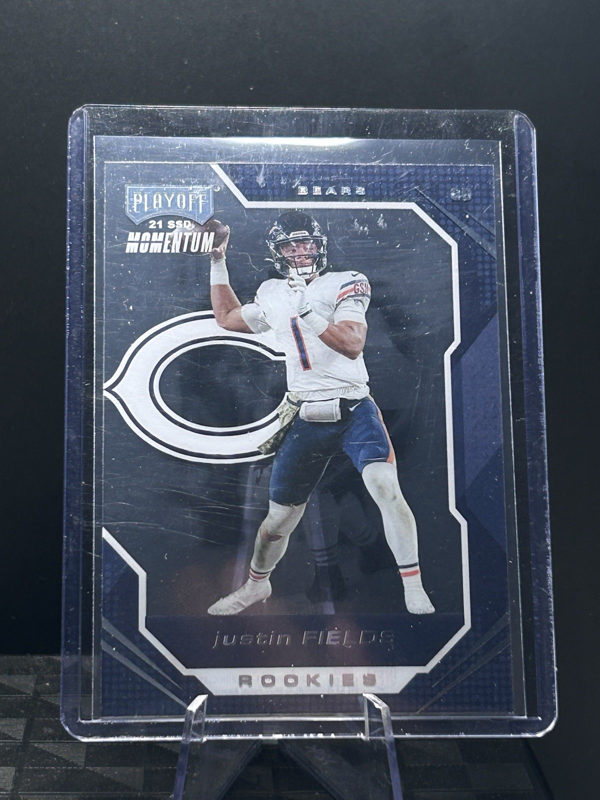 2021 Panini Chronicles - Playoff Momentum Rookies Justin Fields #PMR-8 (RC)