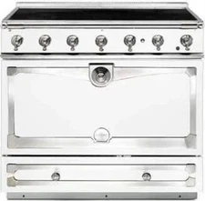 La Cornue 36" Freestanding White Induction Range 3.81 Ft. Oven Cap. C9WNI