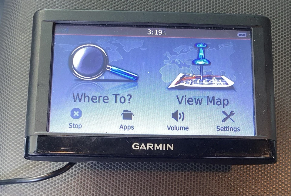 Garmin nuvi 55LM 5-inch GPS Navigation Unit Only Lifetime Maps - Tested - Image 3 of 4