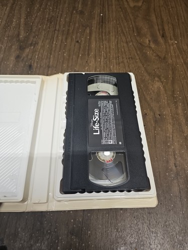 Life-Size (VHS, 2000) Lohan Tyra Banks Children’s Clamshell Movie Disney - Picture 9 of 14