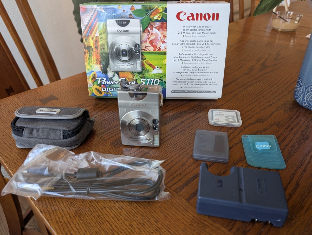 Canon Powershot S110 PC1012 Digital Elph 2.1mp Digital