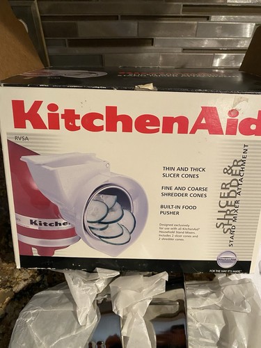 New! KitchenAid Rotor Slicer Shredder Stand Mixer Attachment RVSA - Picture 14 of 15