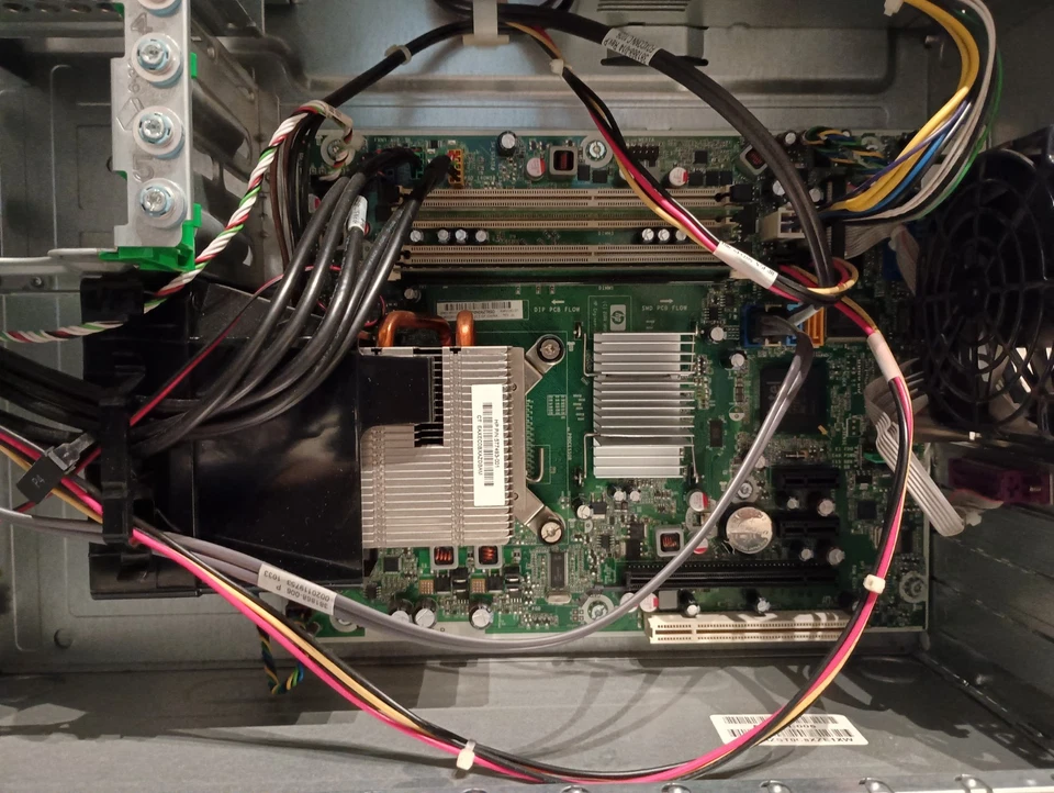 HP Compaq 6000 Pro Core 2 Duo e8500 3.16GHZ Computer w/4GBRAM/DVDRW/no HD - Image 4 of 4