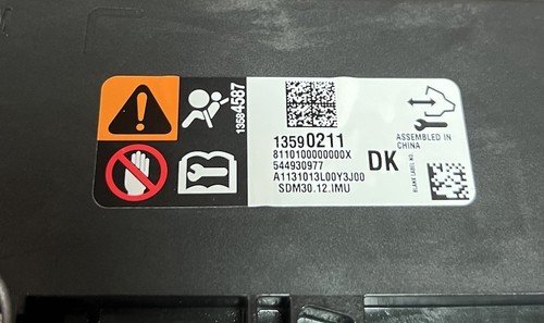HSV-HOLDEN 2013-2017 VF CLUBSPORT R8 & COMMODORE GM AIRBAG SENSOR ECU MODULE!! - Picture 2 of 10