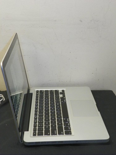 Apple metà 2012 MacBook Pro 13 pollici - i5/4 GB/128 GB SSD/Super Drive/USB 3,0/TBolt - Foto 12 di 23