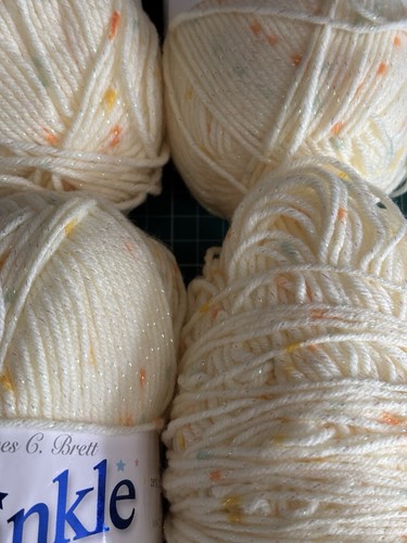 James C Brett Baby Twinkle Prints DK Yarn - BTP14 Yellow Mix 396g Total Weight - Picture 2 of 7