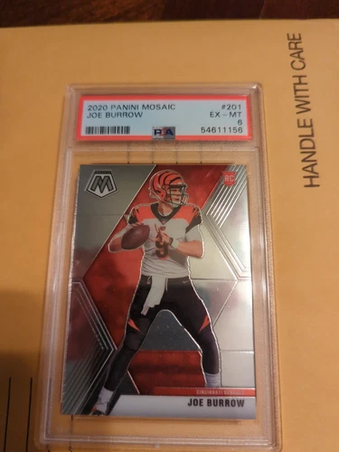2020 Panini Mosaic Rookies Joe Burrow #201 PSA 6