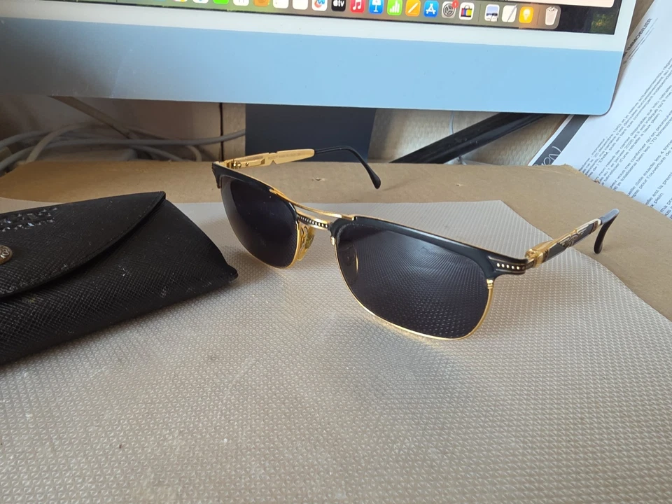 paire de lunettes police 2245  TBE  lot no 4 - Photo 4/4