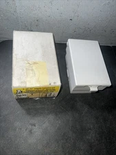 Arlington 60VW Collapsible Cover Single Gang White Outlet Box 