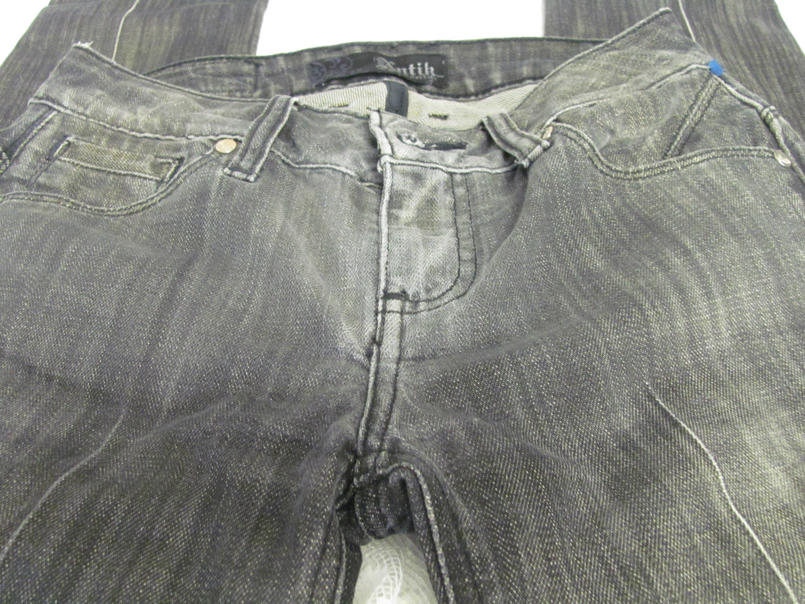 Picture 5 of 11
