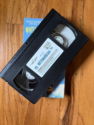 Monty Python And The Holy Grail VHS Columbia TriStar 1991 (1975) Comedy Satire - Picture 3 of 3