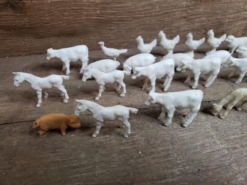 Konvolut 25 alte Bauernhoftiere Kunststoff - Bild 2 von 9