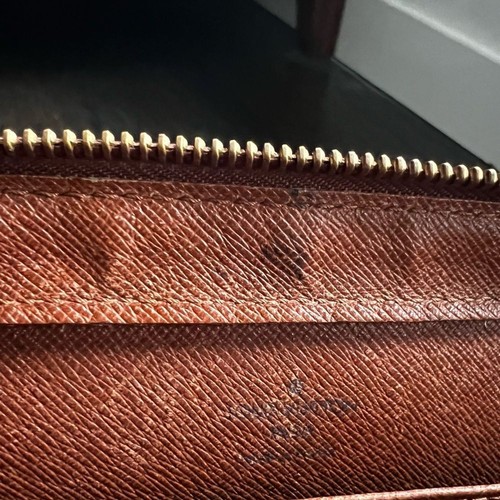 Vintage Louis Vuitton Orsay Monogram Clutch Wristlet - Picture 10 of 12