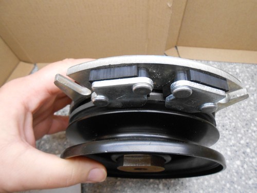 OEM TORO ELECTRIC CLUTCH 104-3334 - Picture 3 of 5