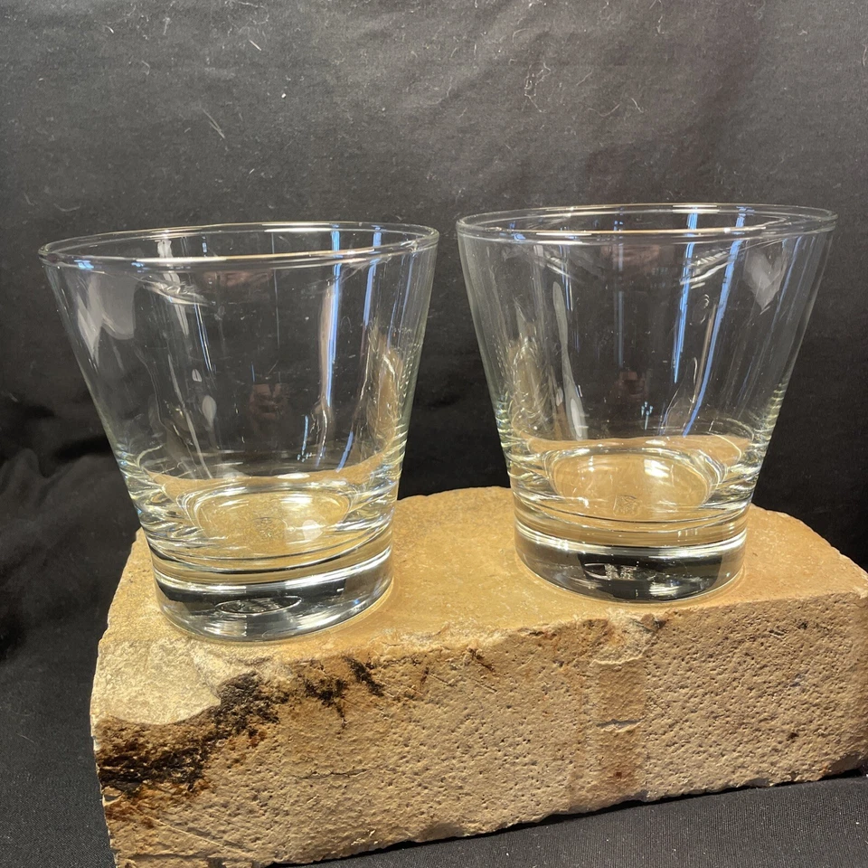 Coctelera de acero inoxidable de 28 oz y 2 vasos Ocean Thailand artículos de bar Foto 3 de 4