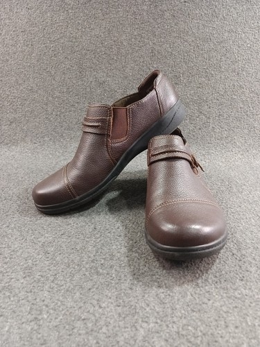 Clarks Collection Womens Brown Leather Loafers 9.5M Slip On Low Heel - Picture 3 of 14