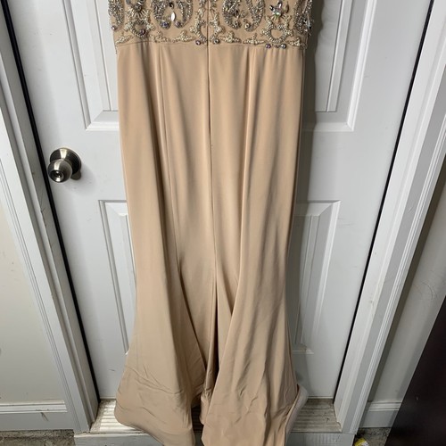 Jovani Embellished beaded Gown Formal Evening Dress Beige Size 10 wedding guest - Picture 6 of 7