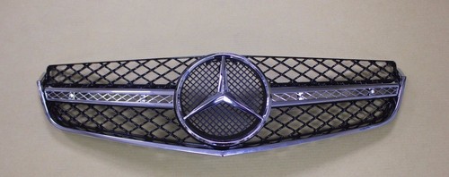 Front Grille E63 A Style 10-13 For Mercedes C207 W207 Chrome-Black W/Logo - Foto 3 di 3