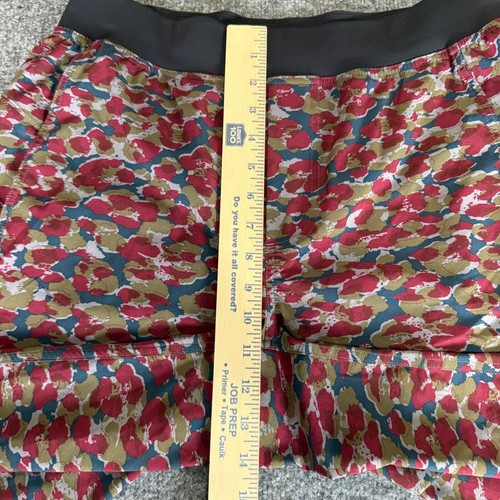 Lululemon Assert Training Shorts Camo Gym Workout Stretch Athletic Mens Large 32 - Picture 6 of 9