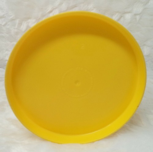 Vintage FISHER-PRICE Yellow #414 Canister 1977 - Picture 4 of 6