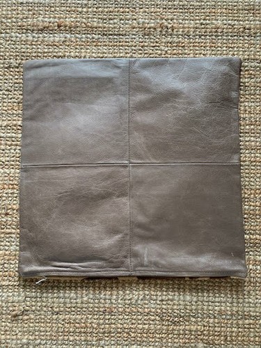 New Giraffe Printed Cowhide Pillow Case 19x19inches printed cowhide pillow - Picture 2 of 3