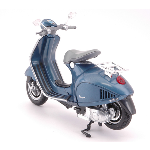 VESPA 946 2013-15 BLUE 1:12 New Ray Moto - Foto 2 di 3
