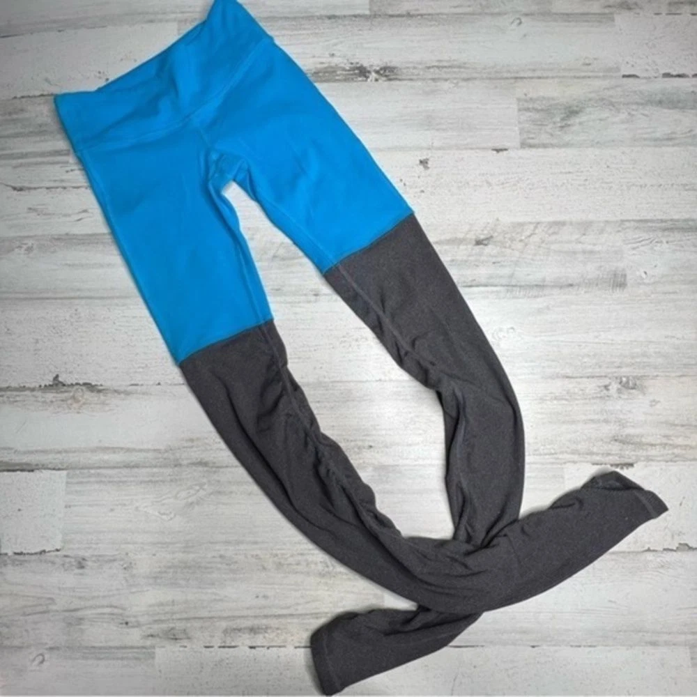 alo-yoga full length goddess gray leggings