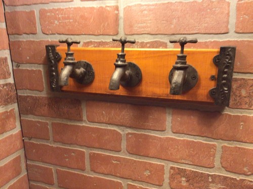 Vintage/ Classic Style Cast Iron Faucet Type Coat Rack...FREE SHIPPING! - Picture 2 of 6