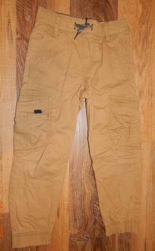 *YOUTH SIZE 6 SLIM WRANGLER BRAND CARGO PANTS--EXCELLENT--#B 4-24-25