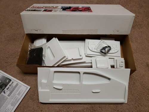 Top Flite GOLD Edition Cessna 182 Skylane Cockpit Interior Kit - New LI24 - Picture 8 of 10