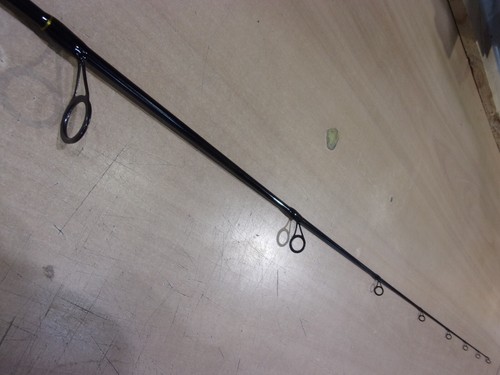 PENN BATTLE III 6 foot 6 inch SPINNING ROD - Picture 3 of 7